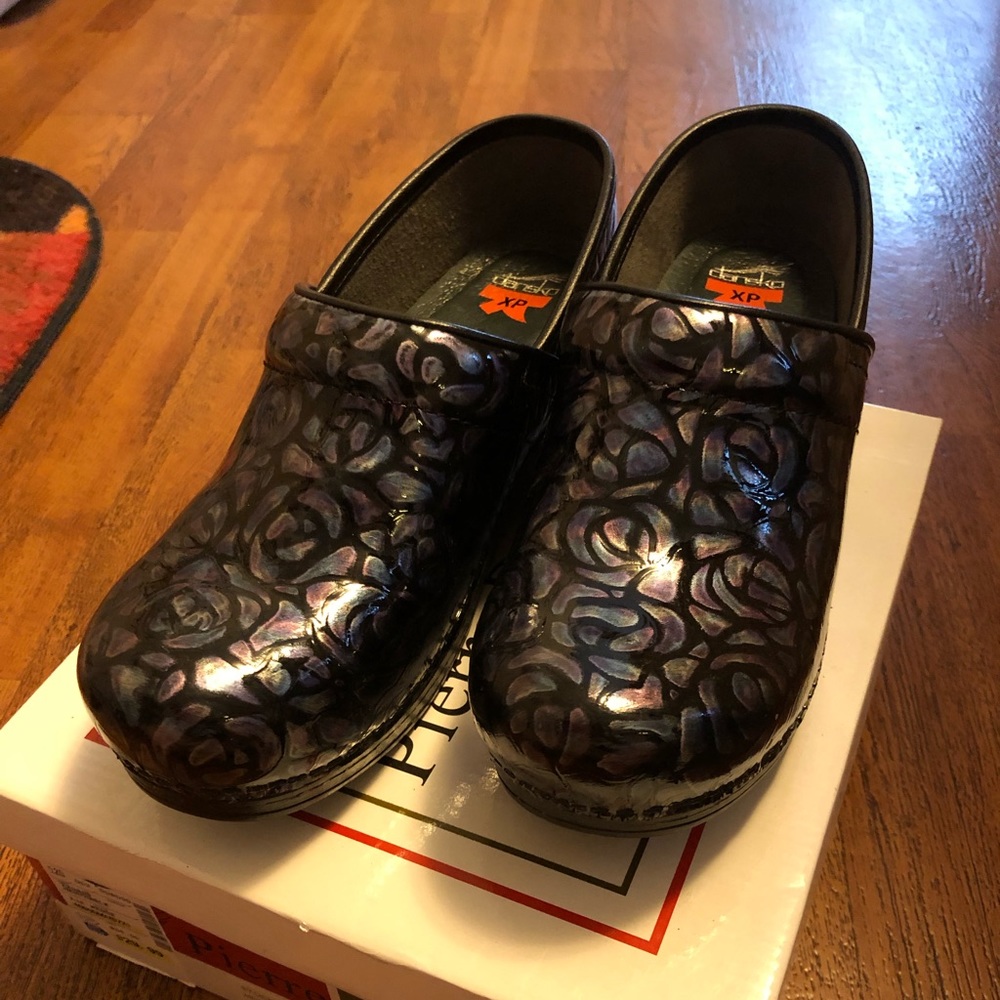 Dansko Nursing Shoes